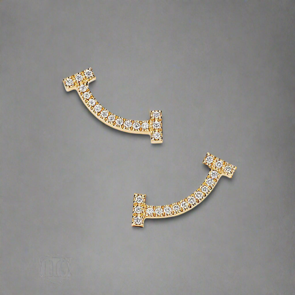 18K T Smile Diamonds Earrings