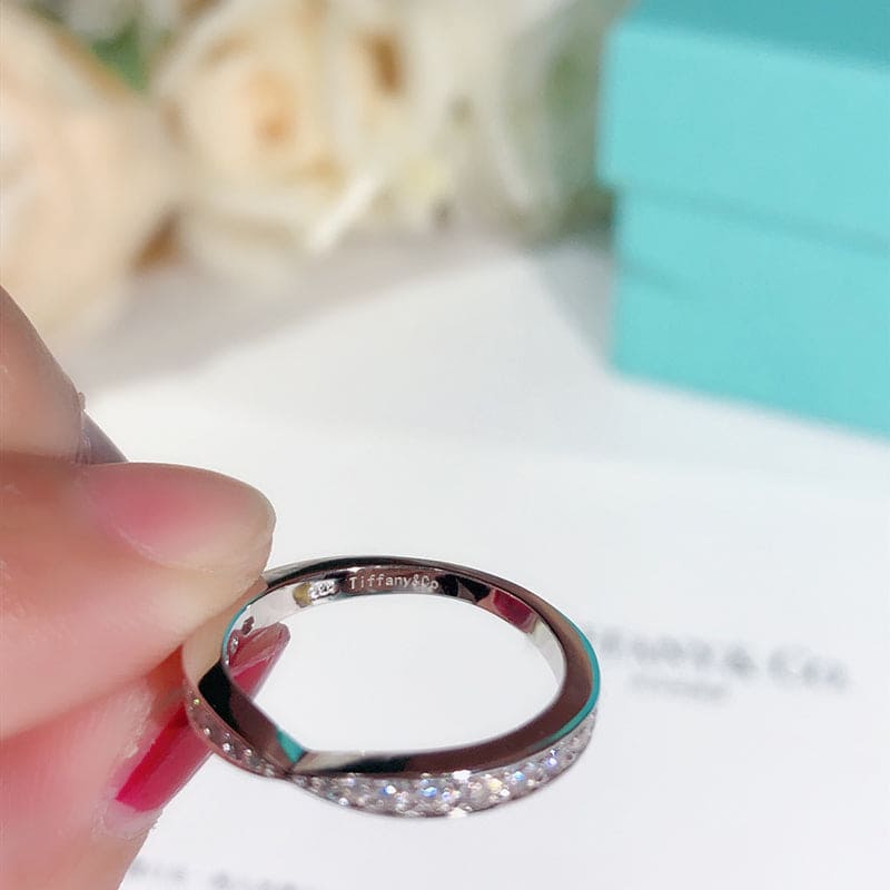 18K T Harmony Ring