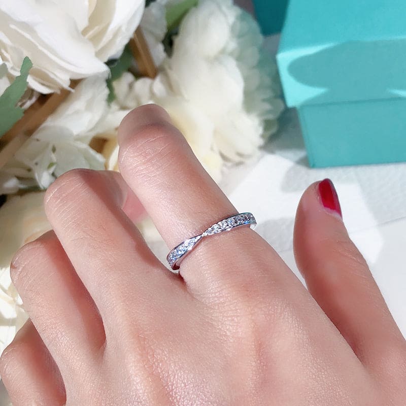 18K T Harmony Ring