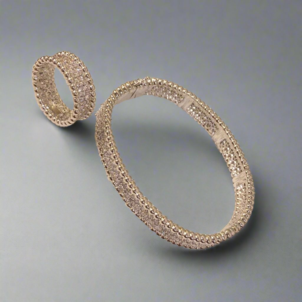 18K Perl̩e Diamonds 3 Row Ring