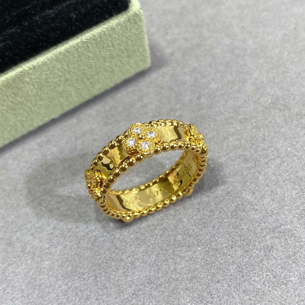 18K Perl̩e Clovers Ring