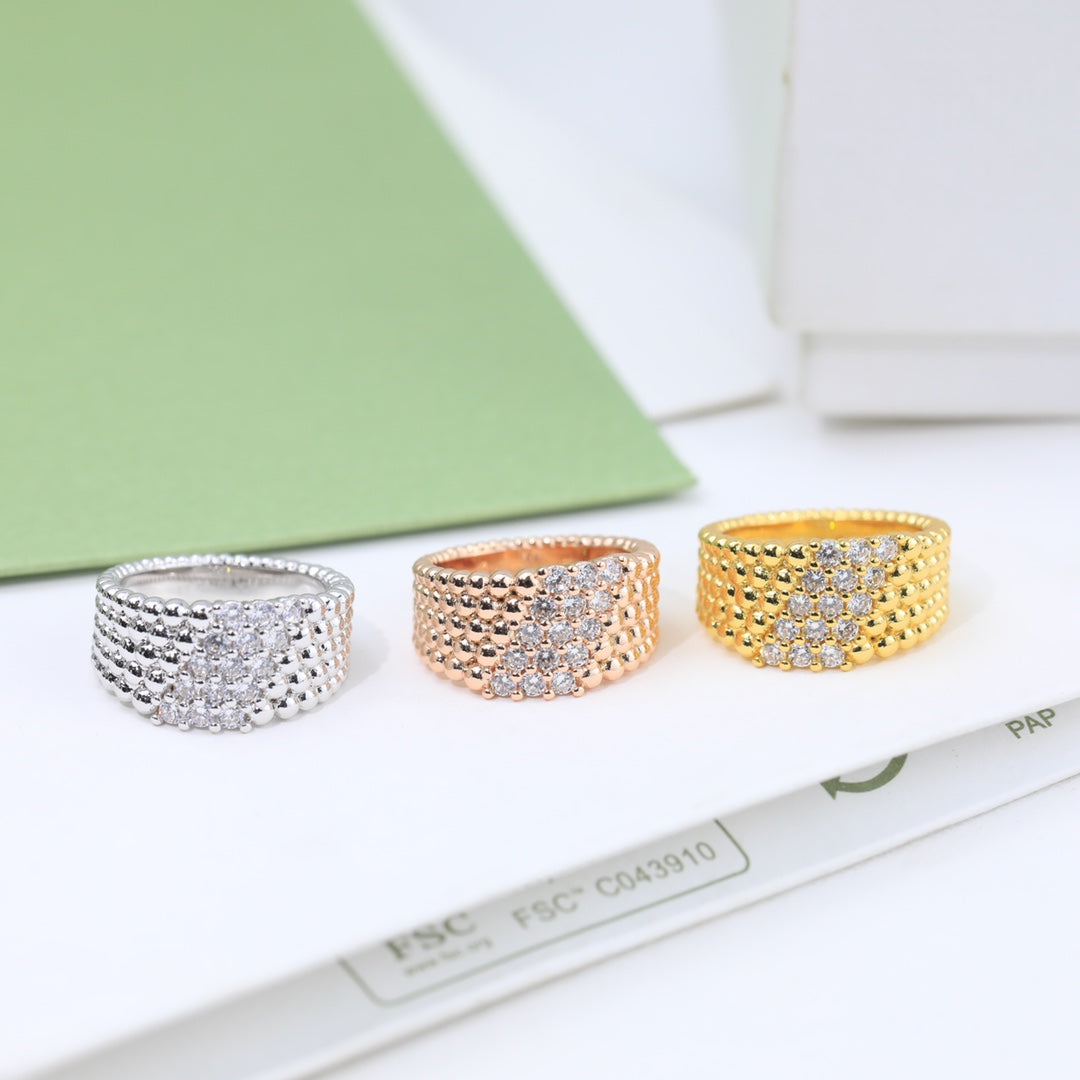 18K Perl̩e Diamonds Five Rows Ring