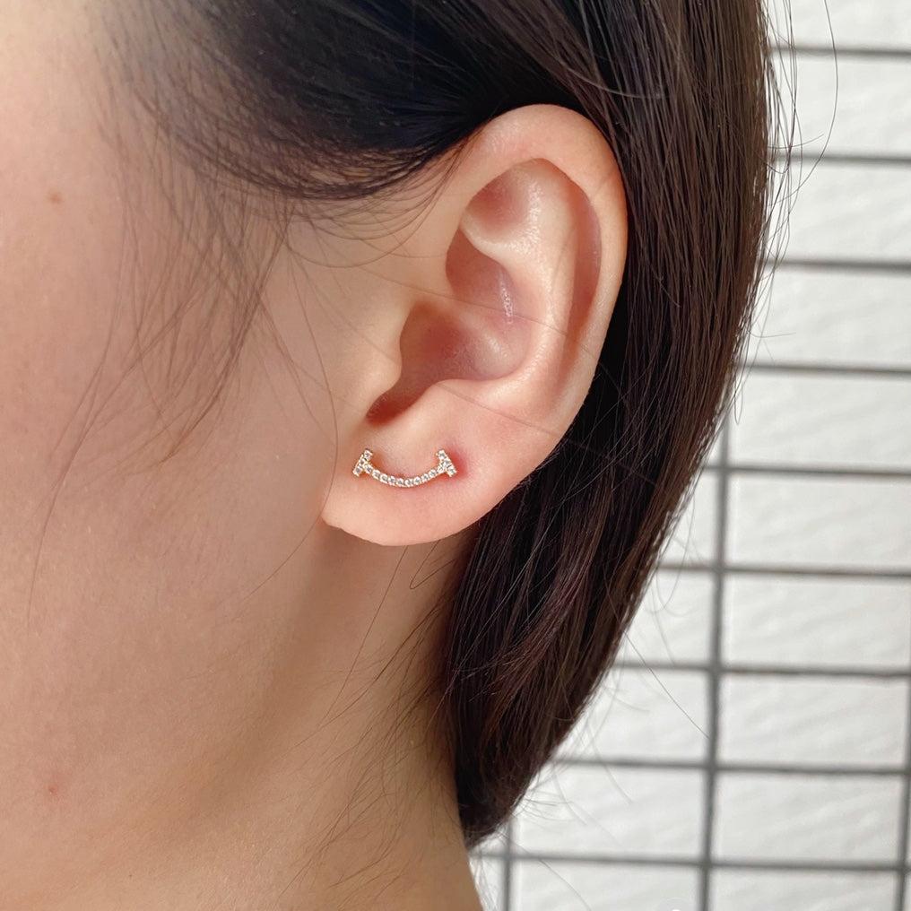 18K T Smile Diamonds Earrings