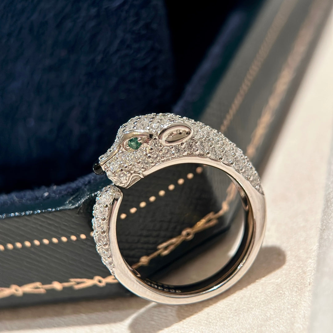 18K Panth̬re De Diamond Ring