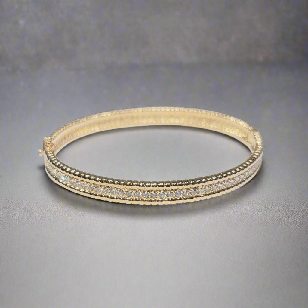 18K Perl̩e Diamonds One Row Bracelet
