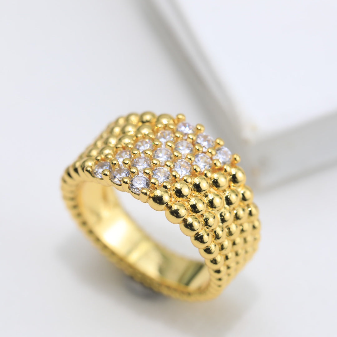 18K Perl̩e Diamonds Five Rows Ring