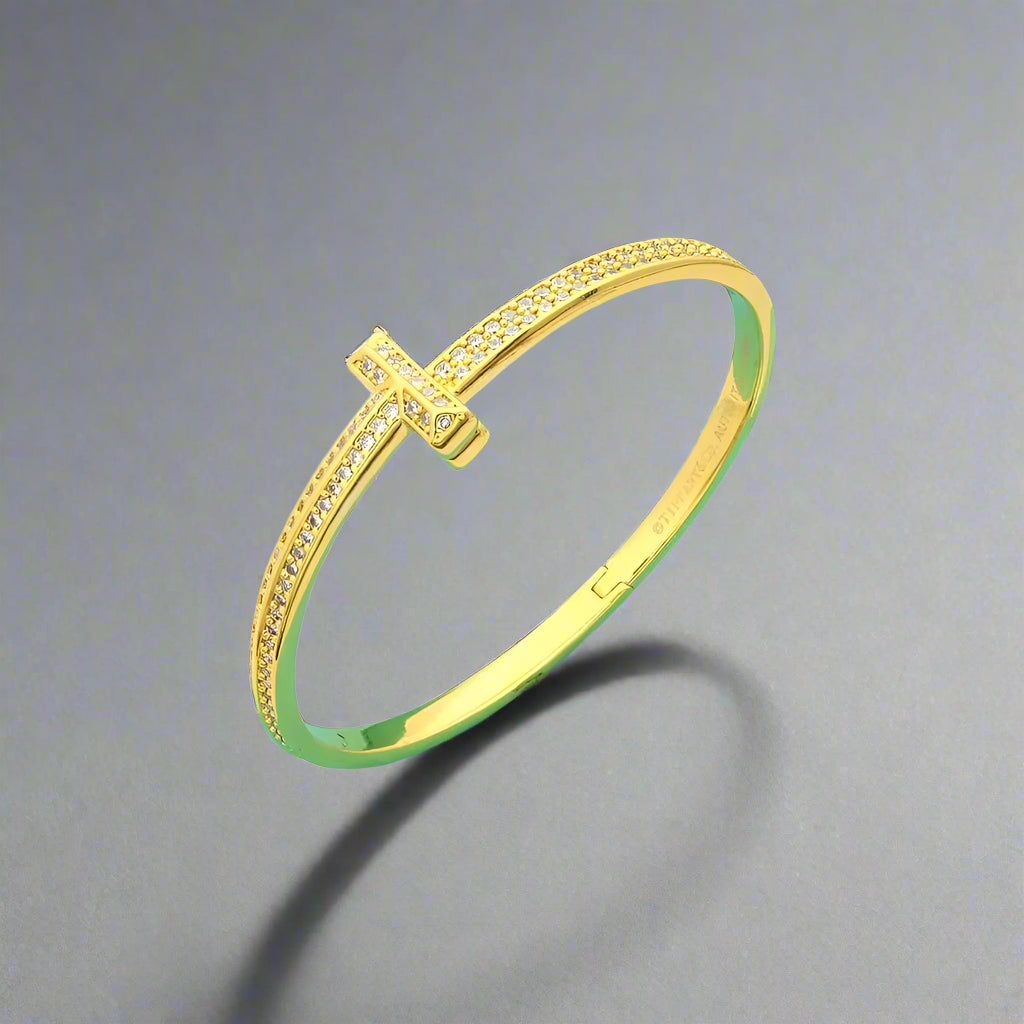18K T1 Wide Diamond Bangle Bracelet