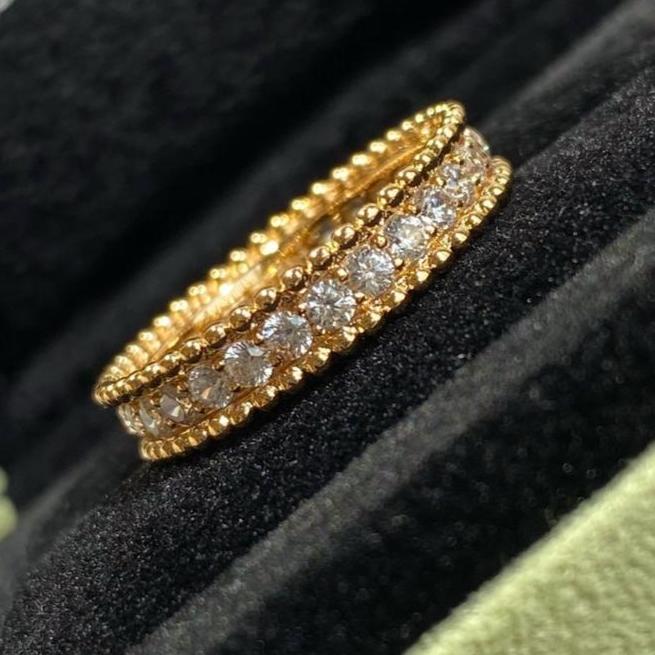 18K Perl̩e Diamonds Ring