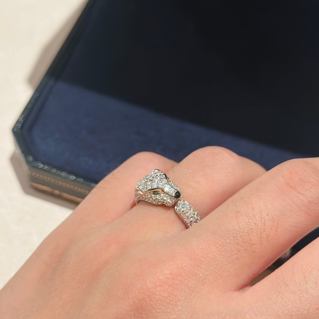 18K Panth̬re De Diamond Ring