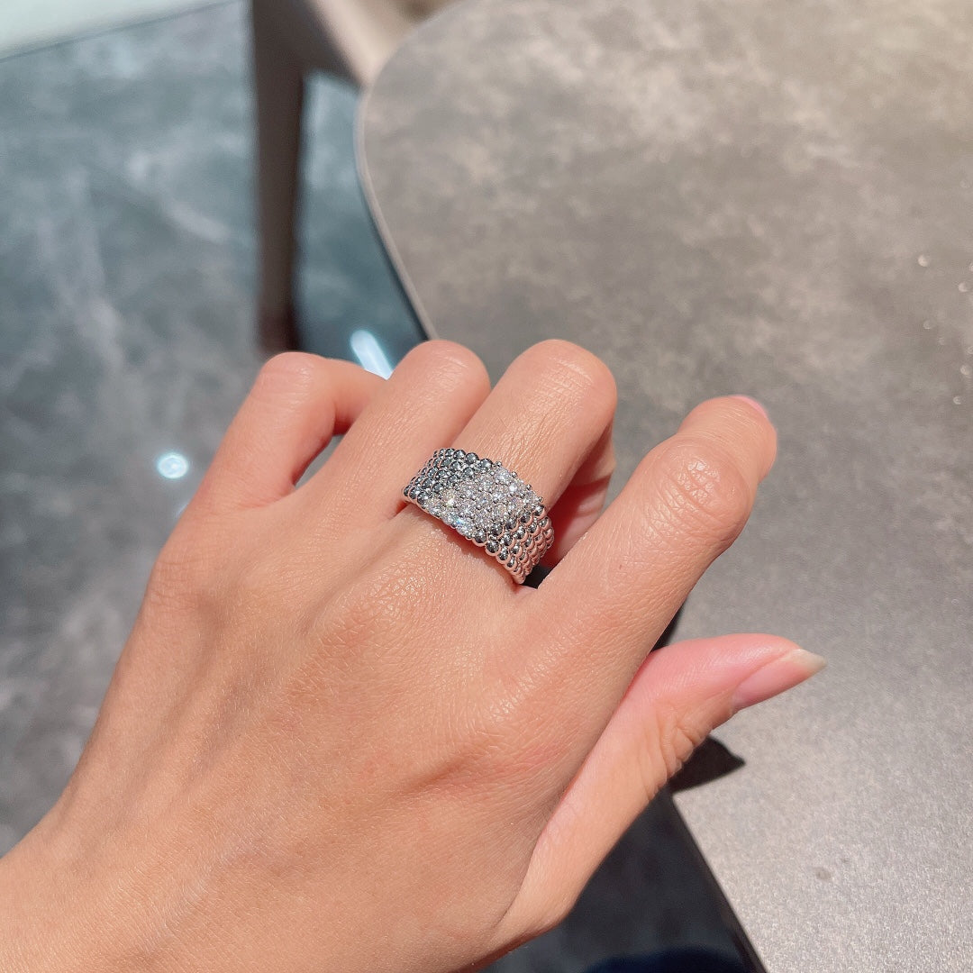 18K Perl̩e Diamonds Five Rows Ring