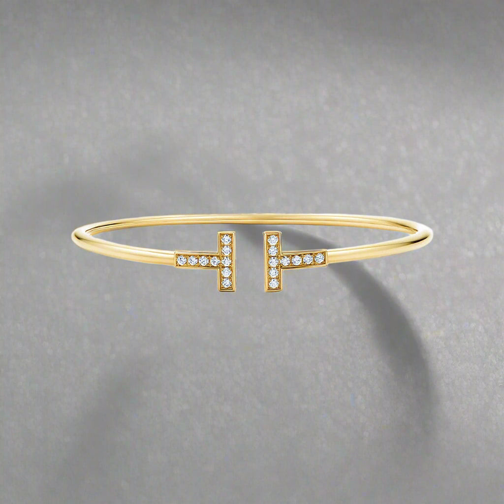 18K T Diamond Wire Bracelet
