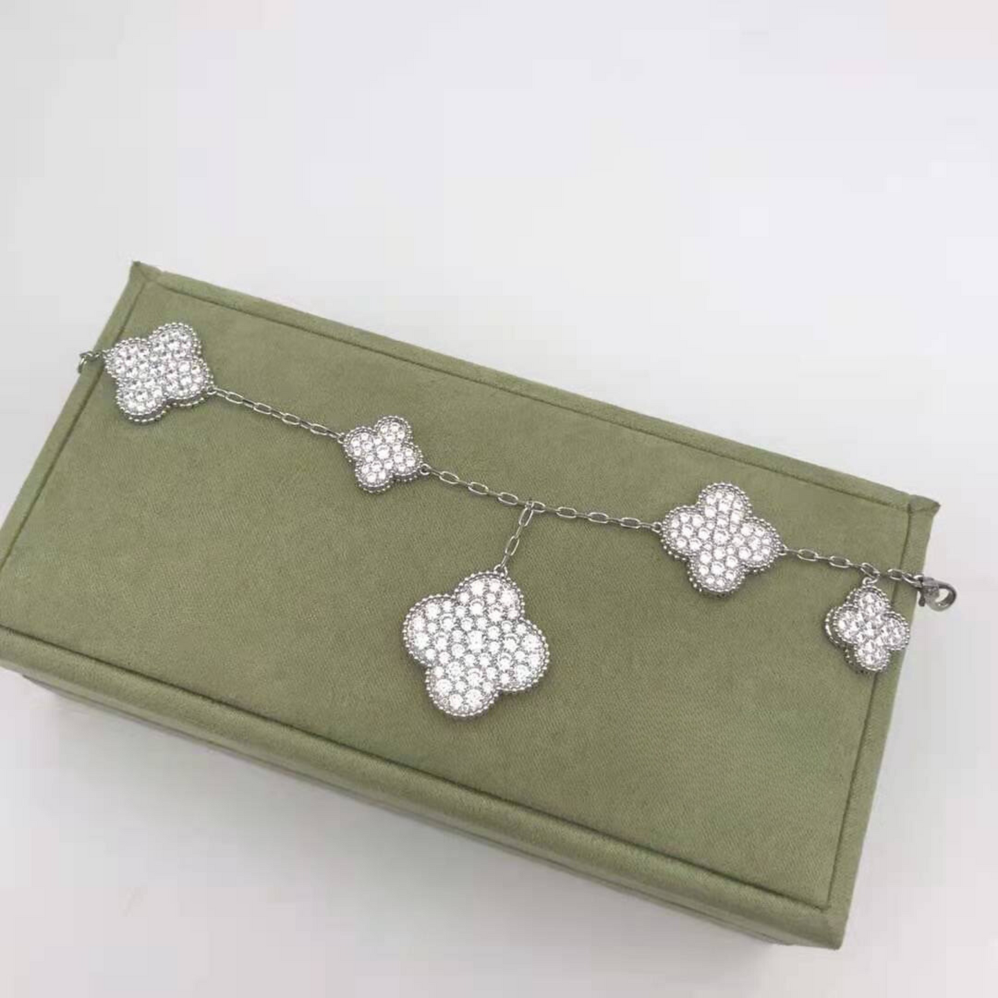 18K Magic Alhambra Five Motifs Diamonds Bracelet