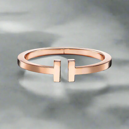 18K T Square Bracelet