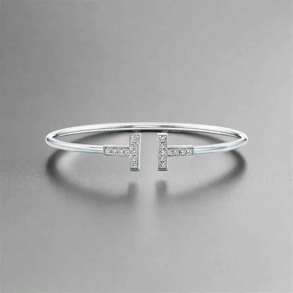 18K T Diamond Wire Bracelet