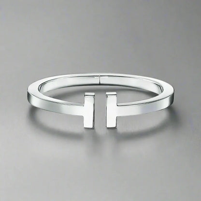 18K T Square Bracelet