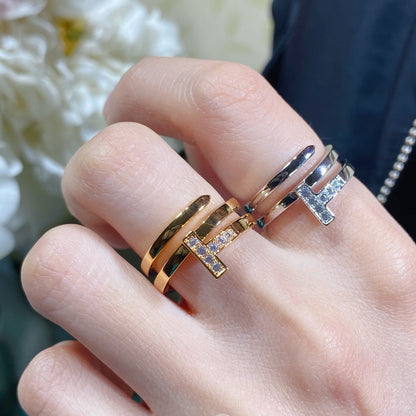 18K T Diamond Square Ring