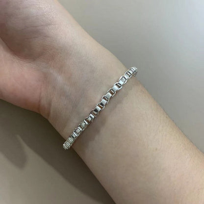 18K T Venetian Link Bracelet