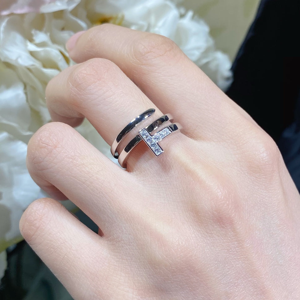 18K T Diamond Square Ring