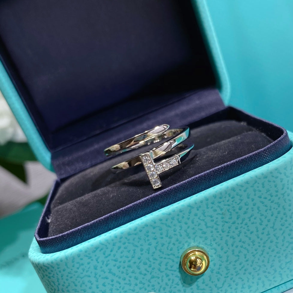 18K T Diamond Square Ring