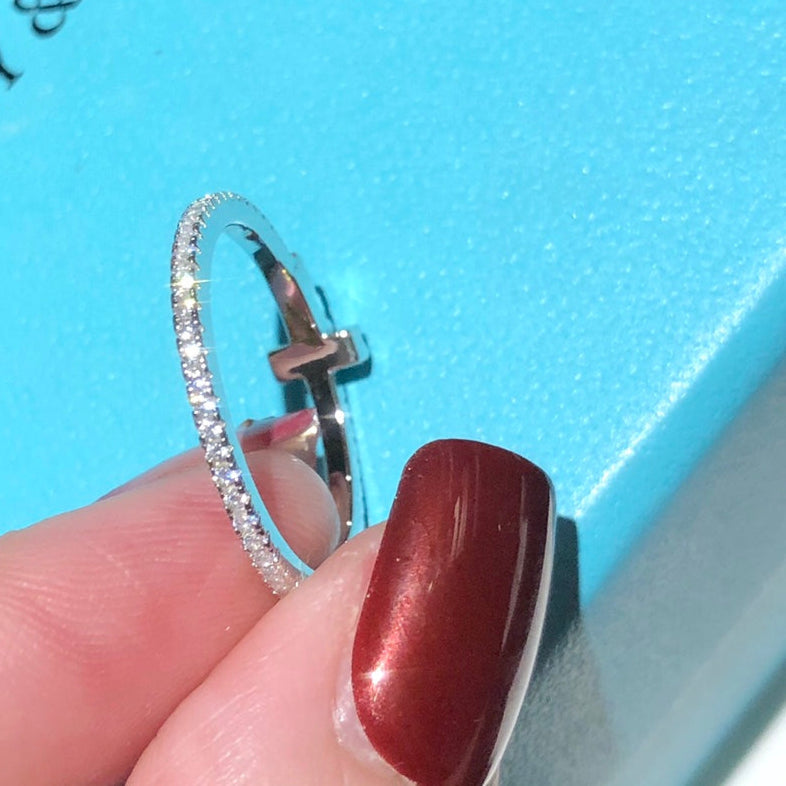 18K T Diamond Wire  Ring